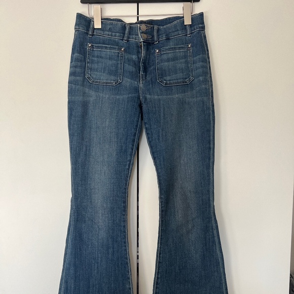 Express BellFlare Jeans Women's 6R Mid Rise, Raw Hem - Denim Color - RN#55285 - Picture 1 of 6